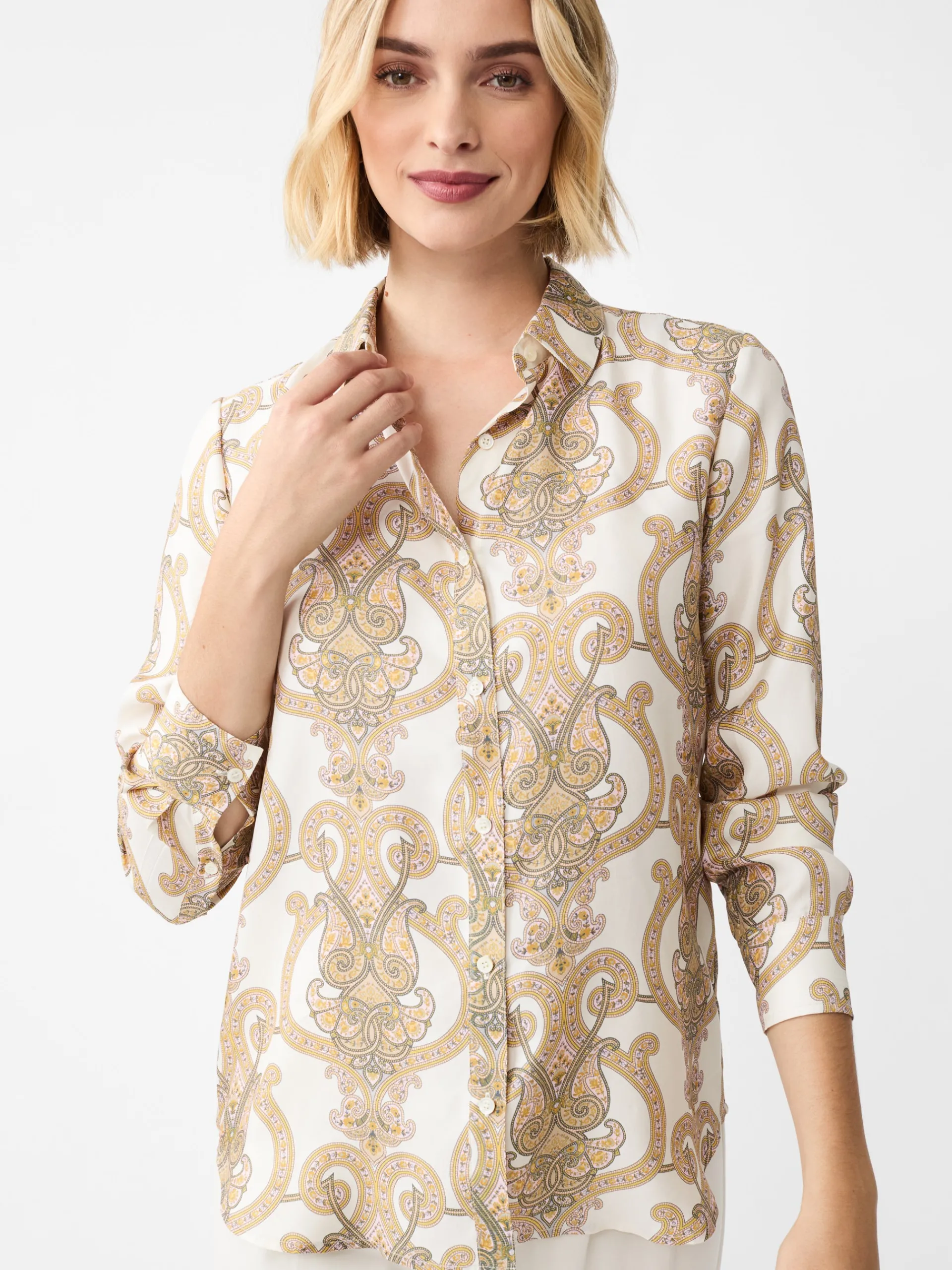 J.McLaughlin Denver Silk Blend Shirt in Gilded Paisley Cream/Sand Hot