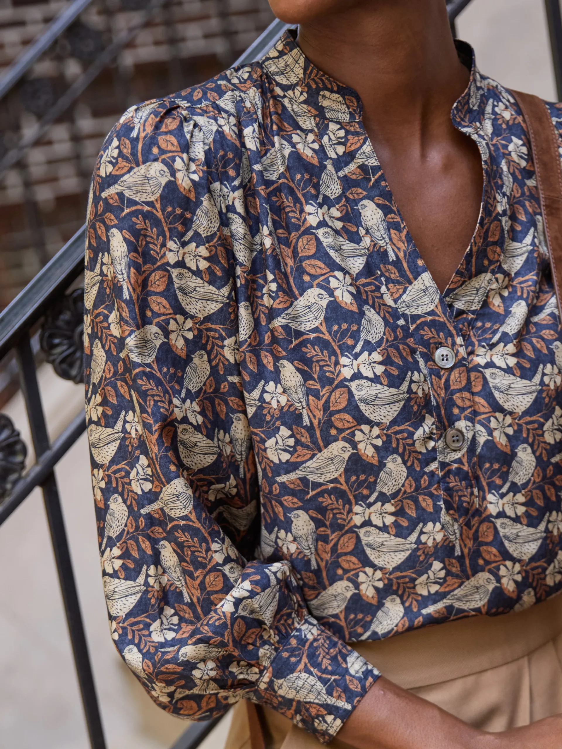 J.McLaughlin Rashell Blouse in Bird Story Charcoal/Camel Hot