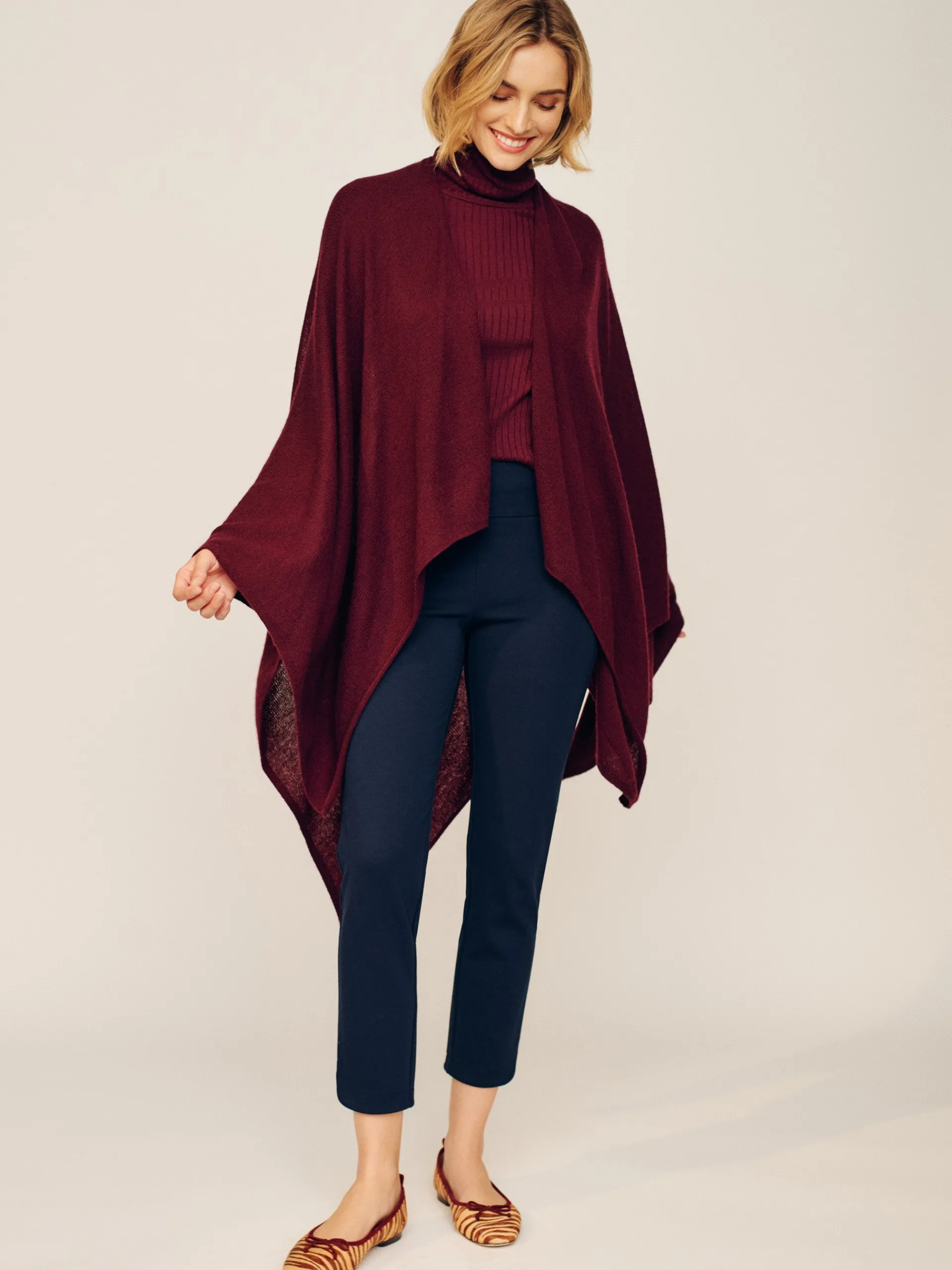 J.McLaughlin Rossi Cashmere Wrap Merlot Shop