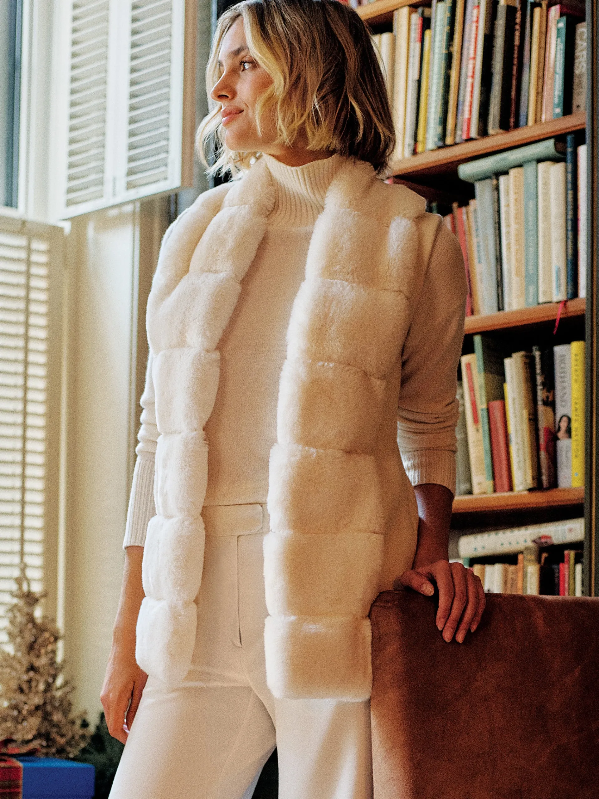 J.McLaughlin Sersha Faux Fur Vest OffWhite New
