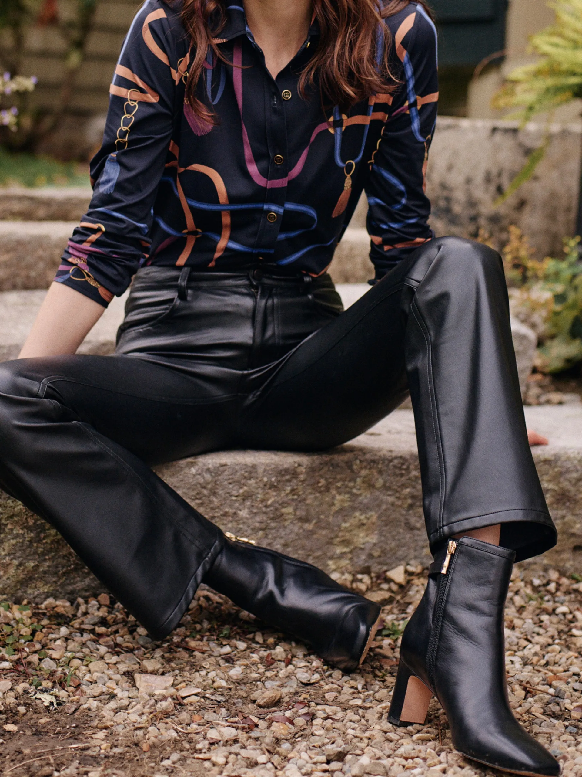 J.McLaughlin Vivvi Leather Ankle Boots Black Fashion